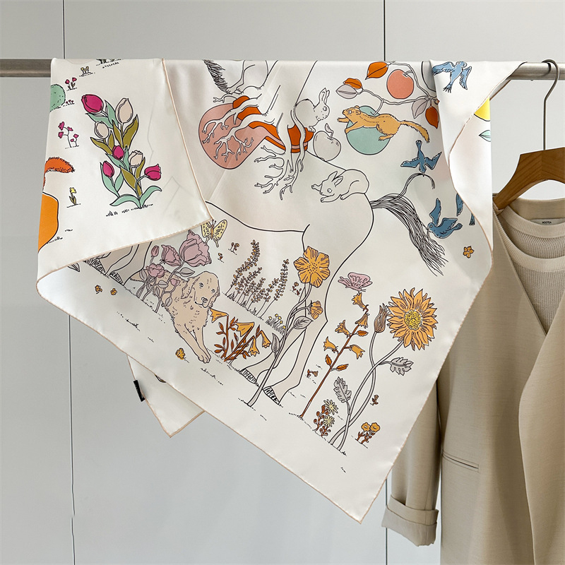 Pañuelo de seda con estampado  - Travel Accessories Luxury reseña y precio